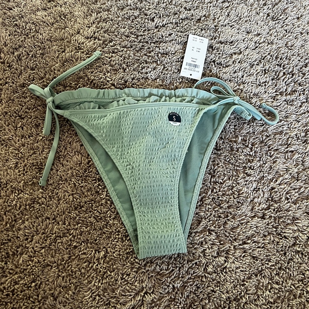 Green hollister bikini bottoms !